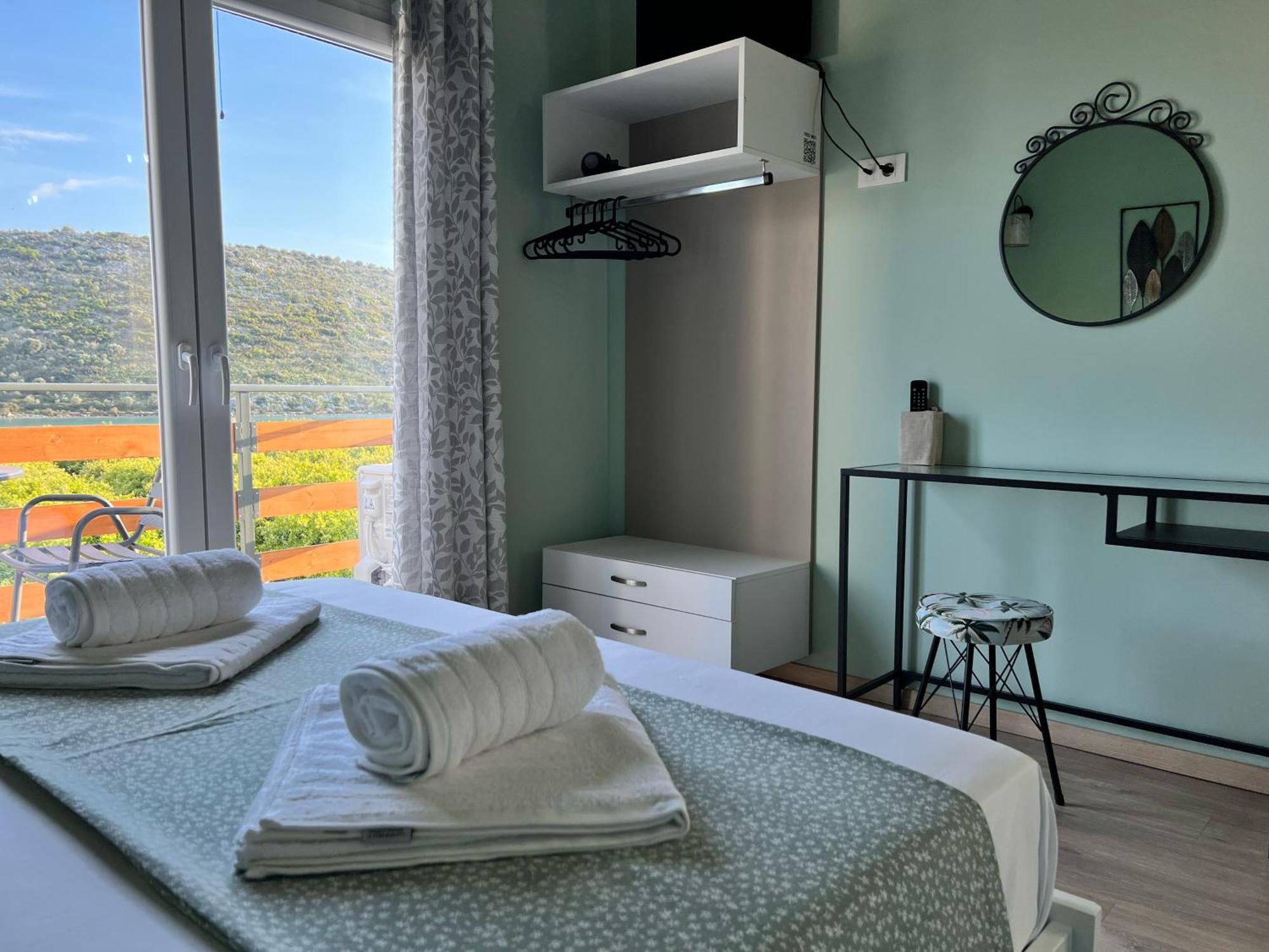 Apartament Ktima Klimentini Vivári Zewnętrze zdjęcie
