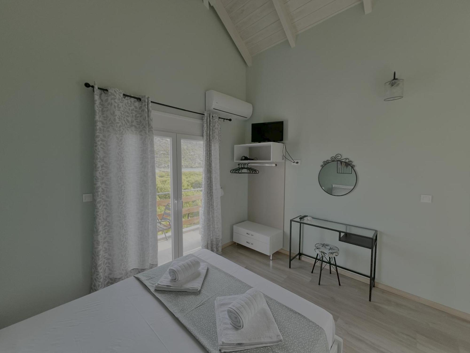 Apartament Ktima Klimentini Vivári Zewnętrze zdjęcie